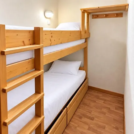 - Inout - 4 Beds Flat C-e10 Apartment